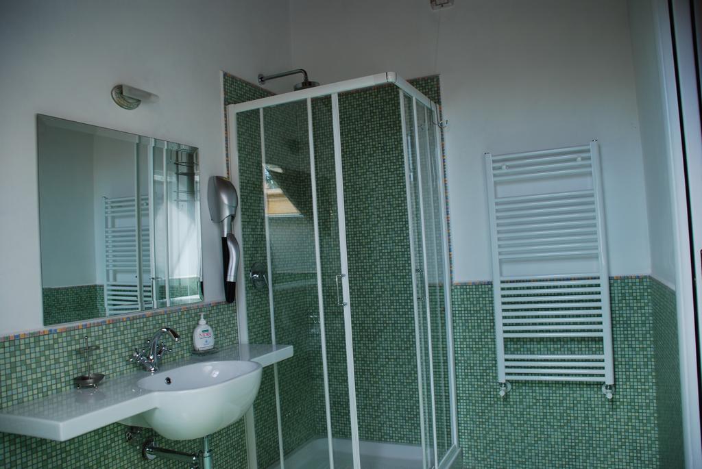 B&B Beata Solitudo Аджерола Номер фото