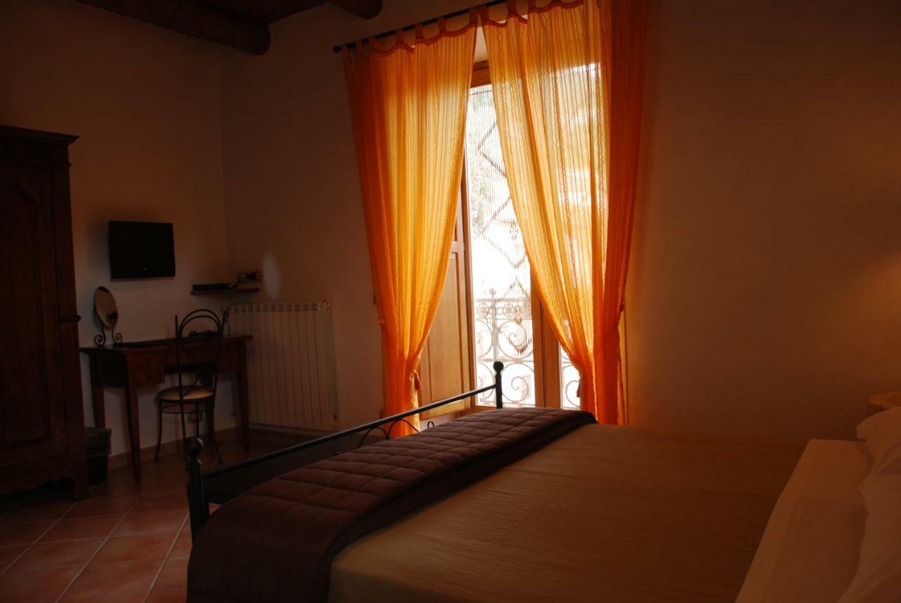 B&B Beata Solitudo Аджерола Экстерьер фото